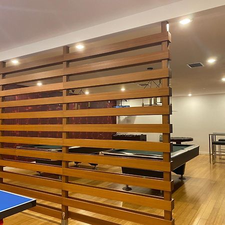 Family Oriented Downtown Toronto 2Bdrm Condo With Parking & Office Space Екстер'єр фото
